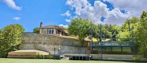 JB2 River Ranch as seen from the water. We have over 250 feet of waterfront!