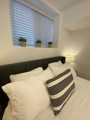 Queen bedroom