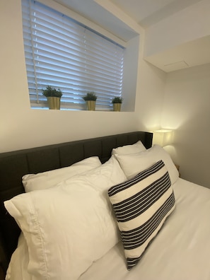 Queen bedroom