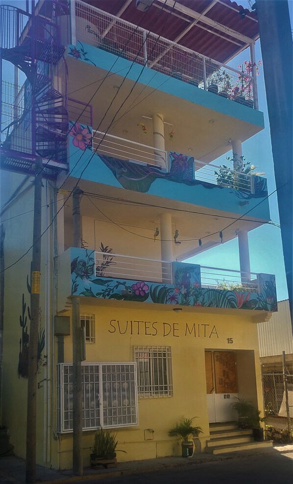 This front view of the building. shows our 4 floors & 3 common area balconies.