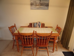 Flexible area with Dining table which can easily be a work from home space. 