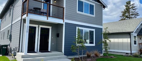 The Puyallup Duplex Awaits your arrival