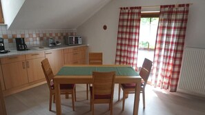 Ferienwohnung 60qm-Küche