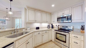 Fully Stocked Kitchen