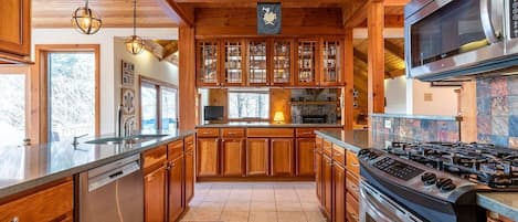 Updated and fully stocked kitchen