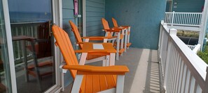 New porch furniture!