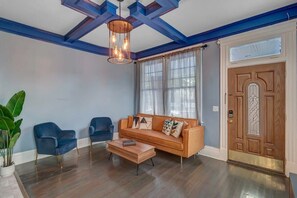 Spread out and relax in this beautifully appointed living room with family and close friends! 