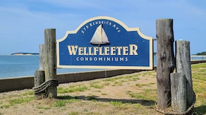 Cottage is part of the Wellfleeter association on the harbor