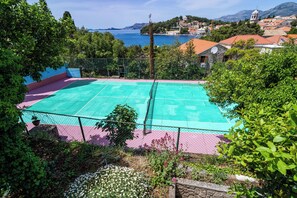 Sportplatz