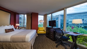 Exact unit will be assigned upon arrival. Views, colors and decor may vary.