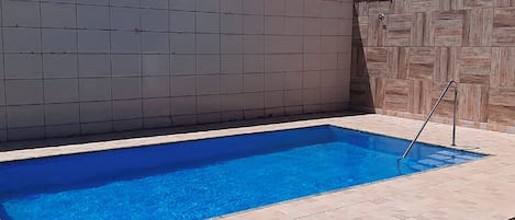 Casa com piscina, churrasqueira e Wi-Fi perto da Lagoa de Saquarema, no RJ