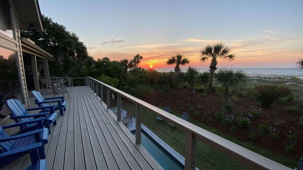 Beautiful Oceanfront Views at 8 Dinghy