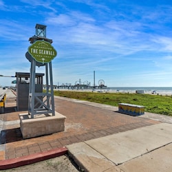 At more than 10 miles long and 17 feet high, Galveston's seawall is the longest continuous sidewalk in the country