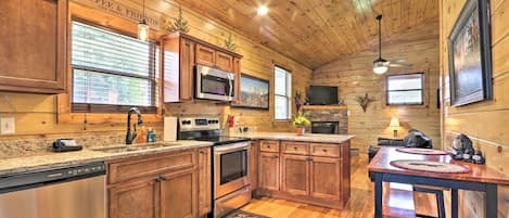 Pigeon Forge Vacation Rental | 1BR | 1BA | 815 Sq Ft | Use of 3 Steps Required