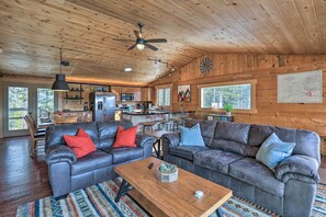 Living Room | Sleeper Sofa