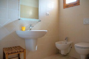 Bath/Shower