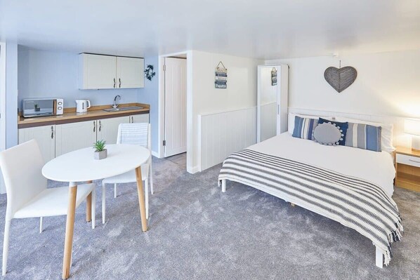 Princess Place Studio, Whitby - Stay North Yorkshire