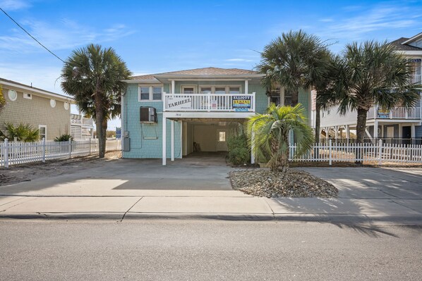 The Tarheel is located on the oceanfront and offers spectacular views.
