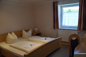 Ferienwohnung 60-65 qm (1-5 Personen) mit 2 Schlafzimmern