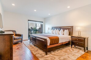 Primary Bedroom w/ King Bed