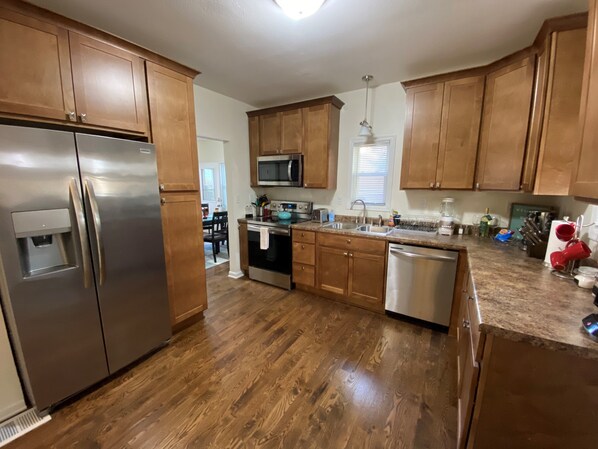 Enjoy this spacious open concept kitchen perfect for get togethers!