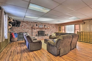 Living Room | 1st Floor | Wood-Burning Fireplace