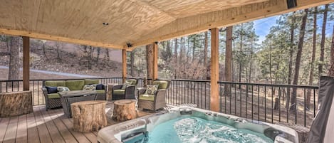 Ruidoso Vacation Rental Cabin | 5BR | 3BA | 2 Stories | 1,808 Sq Ft