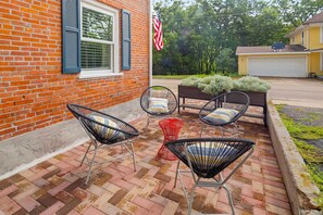 Outdoor Space | Pet Friendly w/ Fee (Dogs Only)