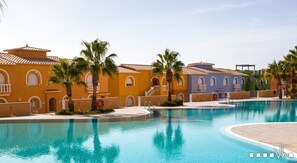 Flat with pool on the Costa Blanca
