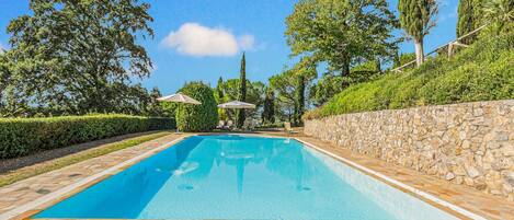 Holiday Home Swimming Pool