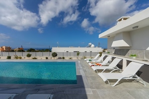 Luxury Paphos Villa | Villa Adaris | 5 Bedroom Villa | Private Swimming Pool | Sea Views