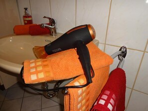 Badezimmerausstattung