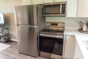 Kitchen (1)