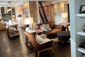 Living Room, Kitchen, Entry
(no rooftop access)