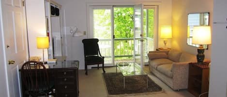 Sitting area and balcony