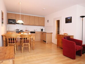 Residenz Haffblick App.06- großer Esstisch