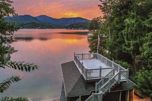 Boathouse View