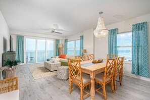 Oceanfront Dining Area for 6