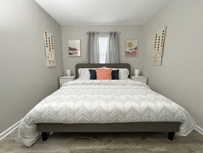 King Bedroom (1)