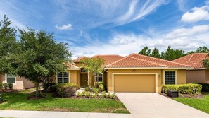 Modern 3100 sq. ft. one level home