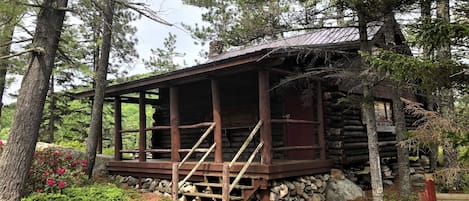 More then enough room on porch to accommodate two 8 foot folding tables & chairs