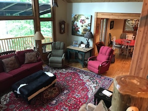 Main Livingroom