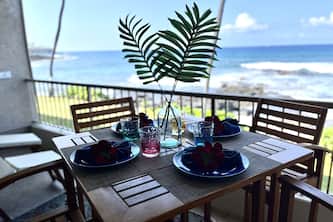 KONA REEF OCEANFRONT NEWLY FURNISHED A-16
