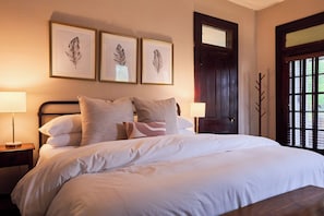 Primary Bedroom:
-King Bed
-Smart TV
-Blackout Shades