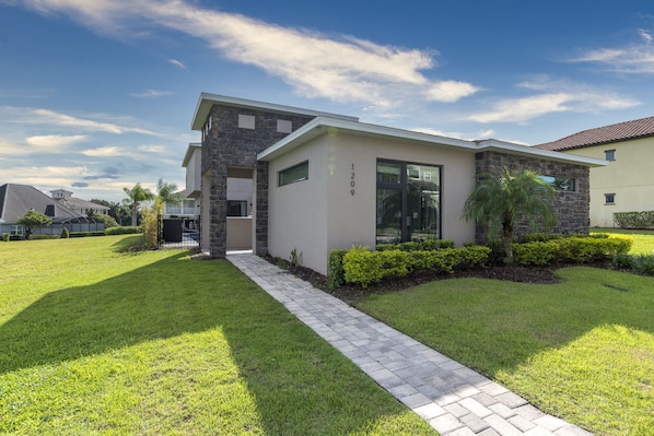 Front of home with on street parking 