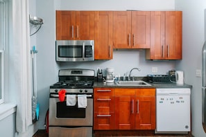Fully Stocked Kitchen