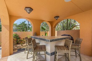 Covered Patio Bar & Grill