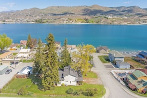 Aerial view in proximity to Lake Chelan and Lake Side Park