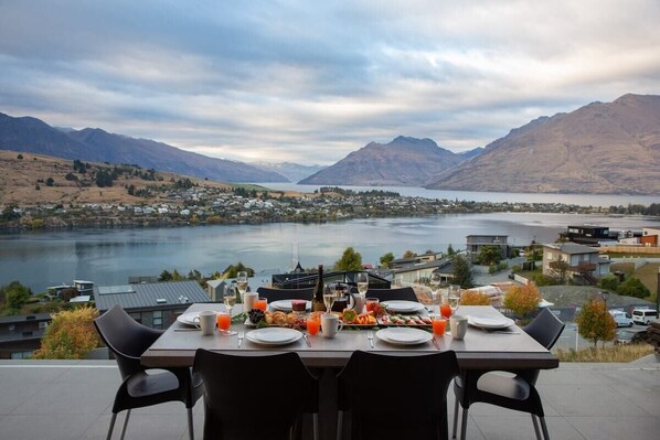 Dream dining patio set up for meals