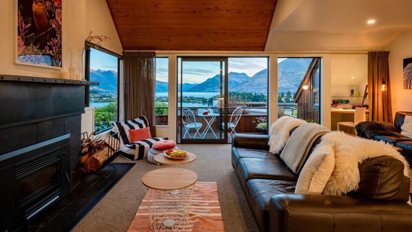 Large and cozy lounge in our luxury accommodation, Queenstown